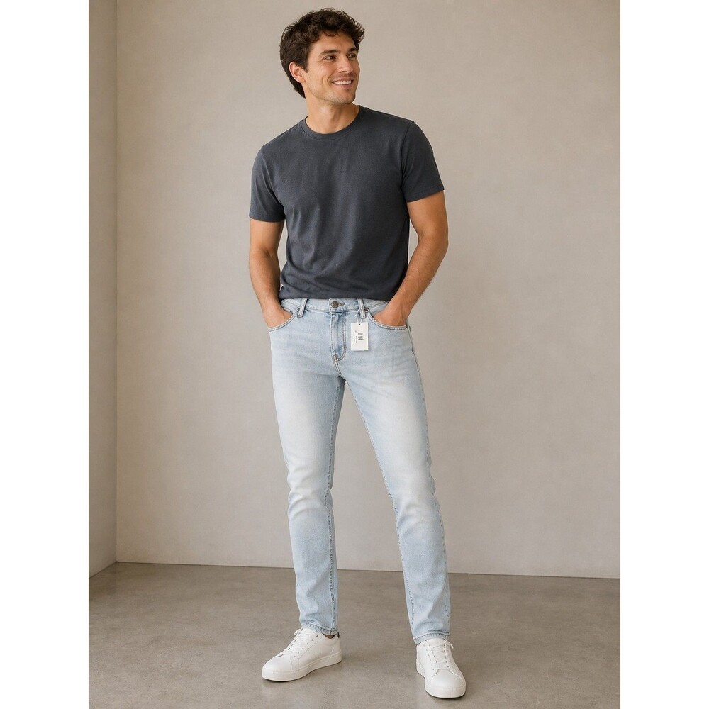 Mnml Light Wash Skinny  Jeans Men Size 30x32 Brand New With Tag